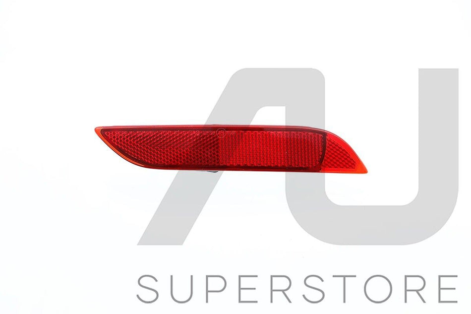 RH RHS Right Hand Rear Bar Reflector Lamp For Toyota Corolla ZWE186 Hybrid 16~18