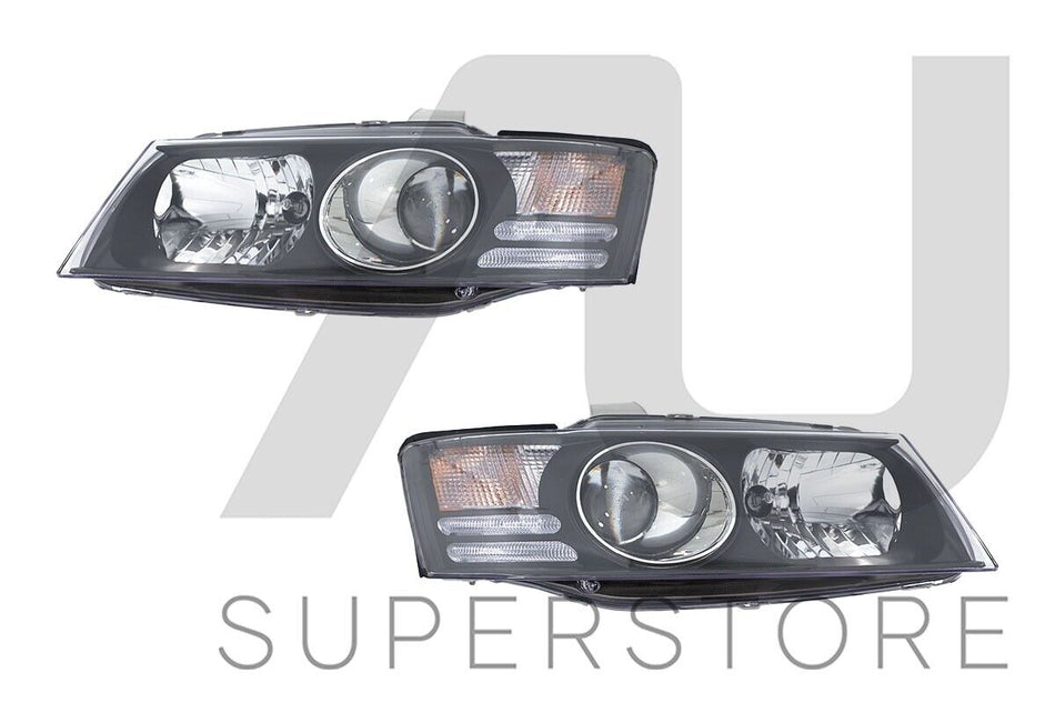 Pair LH+RH Head Light Projector For Holden Commodore VZ SS Calais Crewman 04~07